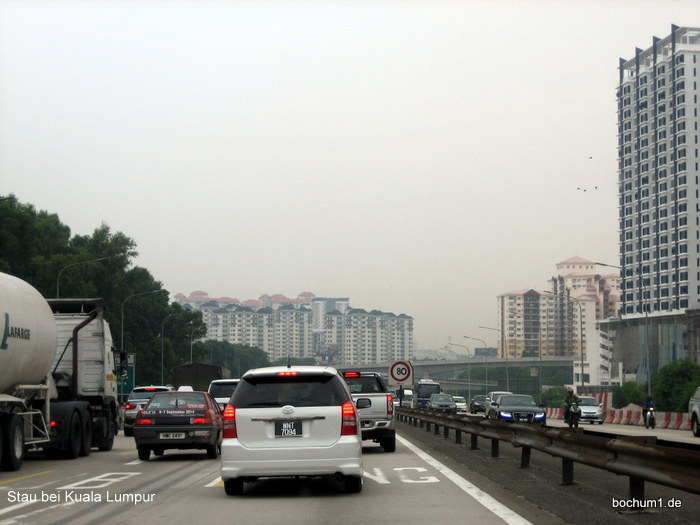 ...auf der Autobahn bei Kuala Lumpur