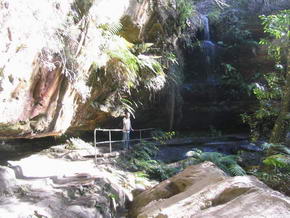 Grand Canyon Walk Felsueberhaenge mit Wasserfllen