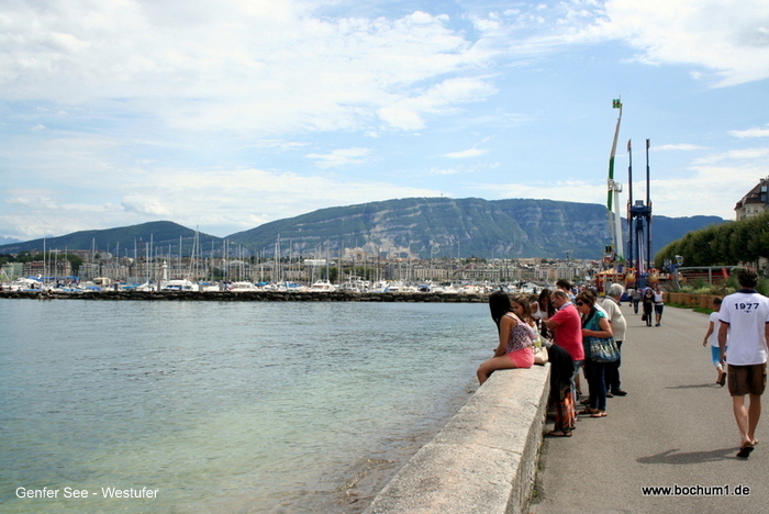 Blick vom Westufer aus den See