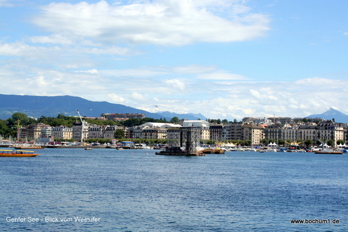Blick vom Ostufer aus den See