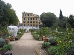 weiterer Garten der Villa Borghese