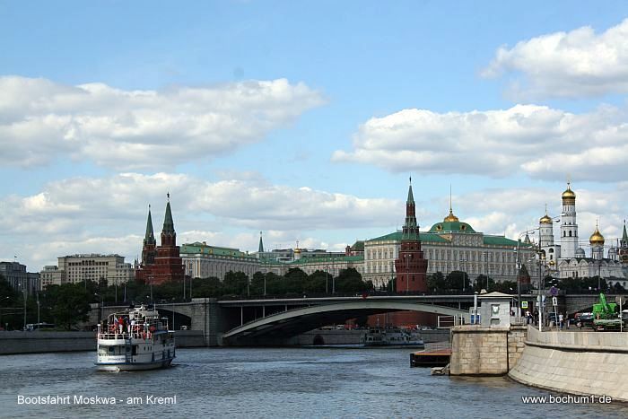 Bootsfahrt auf der Moskva