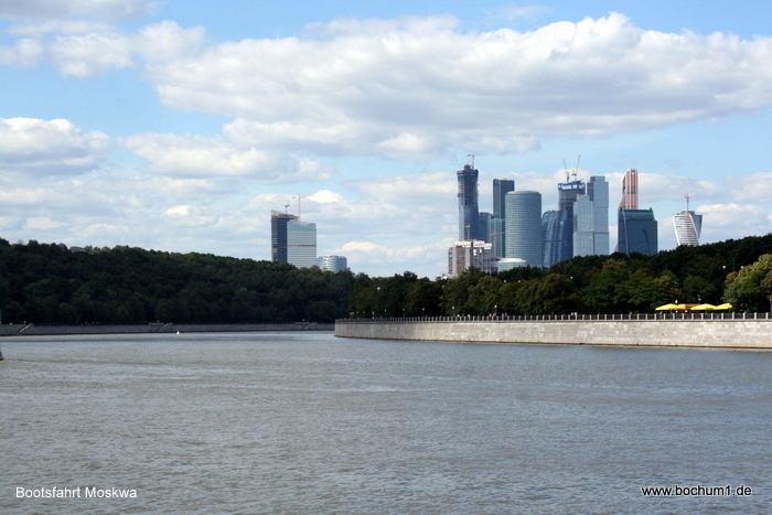 Bootsfahrt auf der Moskva