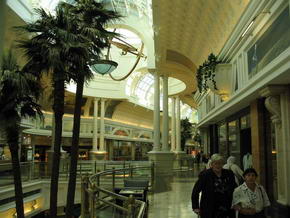 Zum letzten mal - die Century City Einkaufsmall von innen