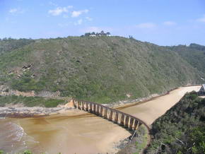 Blick vom Dolphin Point auf Outeniqua Eisenbahnbrcke